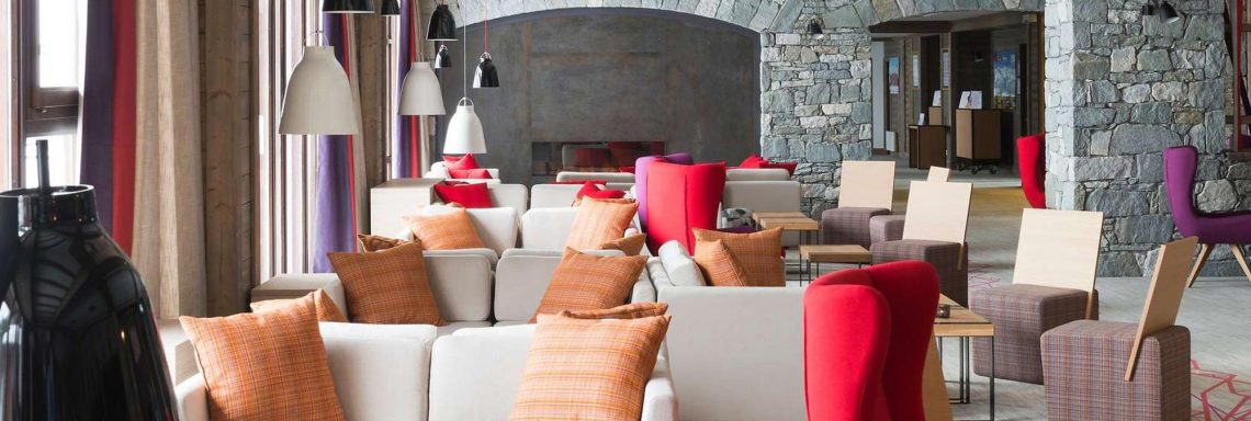 Club Med Arcs Extrême France Alps - The interior of one of the cozy restaurant